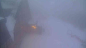 Sporthotel Kurzovní - Parkoviště a hlavní vchod - 6.2.2026 v 07:05