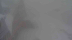 Parkoviště a hlavní vchod