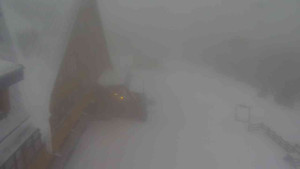 Sporthotel Kurzovní - Parkoviště a hlavní vchod - 13.2.2026 v 07:25