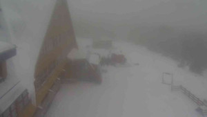 Sporthotel Kurzovní - Parkoviště a hlavní vchod - 13.2.2026 v 10:05