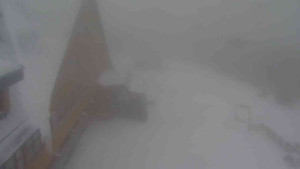 Sporthotel Kurzovní - Parkoviště a hlavní vchod - 13.2.2026 v 10:50