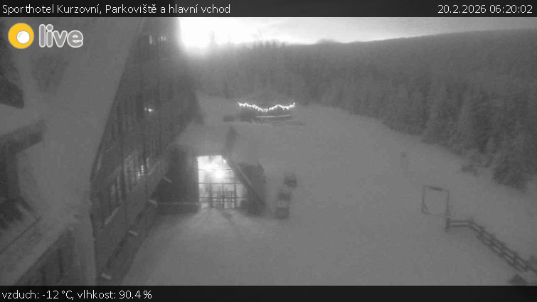 Sporthotel Kurzovní - Parkoviště a hlavní vchod - 20.2.2026 v 06:20