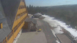 Sporthotel Kurzovní - Parkoviště a hlavní vchod - 14.3.2026 v 10:55