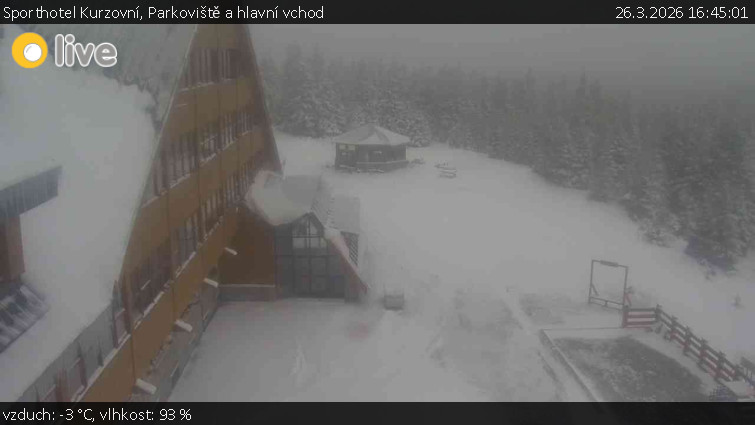 Sporthotel Kurzovní - Parkoviště a hlavní vchod - 26.3.2026 v 16:45