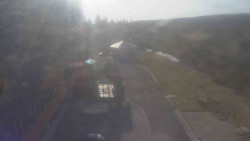 Parkoviště a hlavní vchod