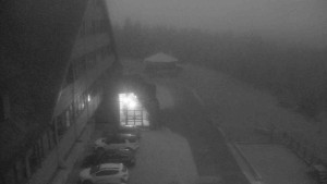 Sporthotel Kurzovní - Parkoviště a hlavní vchod - 7.5.2026 v 04:55
