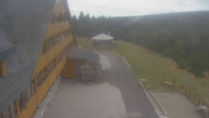 Sporthotel Kurzovní - Parkoviště a hlavní vchod - 7.5.2026 v 10:55