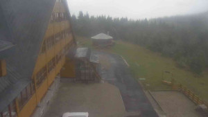 Sporthotel Kurzovní - Parkoviště a hlavní vchod - 12.5.2026 v 09:55