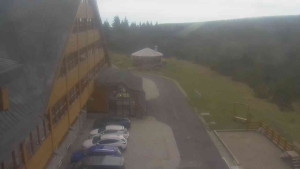Sporthotel Kurzovní - Parkoviště a hlavní vchod - 12.5.2026 v 18:55