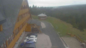 Sporthotel Kurzovní - Parkoviště a hlavní vchod - 12.5.2026 v 19:55