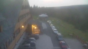 Sporthotel Kurzovní - Parkoviště a hlavní vchod - 31.7.2026 v 04:55 Sporthotel Kurzovní - Parkoviště a hlavní vchod - 31.7.2026 v 04:55