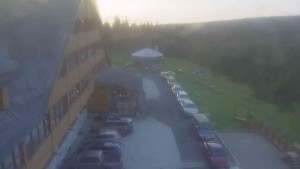 Sporthotel Kurzovní - Parkoviště a hlavní vchod - 31.7.2026 v 05:55 Sporthotel Kurzovní - Parkoviště a hlavní vchod - 31.7.2026 v 05:55