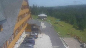 Sporthotel Kurzovní - Parkoviště a hlavní vchod - 31.7.2026 v 13:55 Sporthotel Kurzovní - Parkoviště a hlavní vchod - 31.7.2026 v 13:55