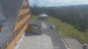 Sporthotel Kurzovní - Parkoviště a hlavní vchod - 24.8.2026 v 11:55 Sporthotel Kurzovní - Parkoviště a hlavní vchod - 24.8.2026 v 11:55