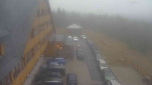 Sporthotel Kurzovní - Parkoviště a hlavní vchod - 31.10.2026 v 06:55