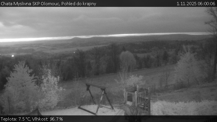 Chata Myslivna SKP Olomouc - Pohled do krajiny - 1.11.2025 v 06:00 Chata Myslivna SKP Olomouc - Pohled do krajiny - 1.11.2025 v 06:00