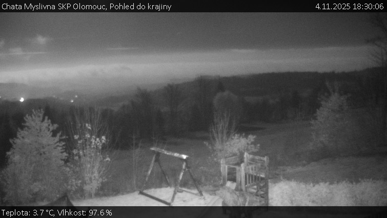 Chata Myslivna SKP Olomouc - Pohled do krajiny - 4.11.2025 v 18:30