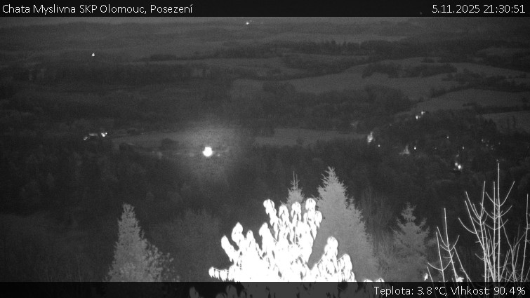Chata Myslivna SKP Olomouc - Posezení - 5.11.2025 v 21:30