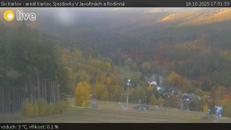 Ski Karlov - areál Karlov - Sjezdovky V Javořinách a Rodinná - 18.10.2025 v 17:31 Ski Karlov - areál Karlov - Sjezdovky V Javořinách a Rodinná - 18.10.2025 v 17:31