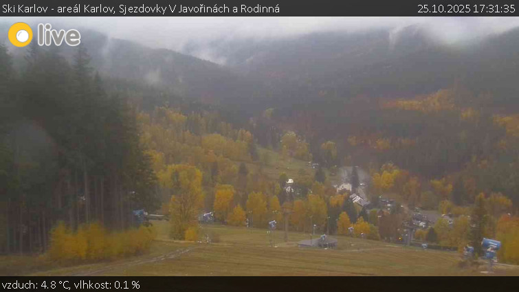Ski Karlov - areál Karlov - Sjezdovky V Javořinách a Rodinná - 25.10.2025 v 17:31 Ski Karlov - areál Karlov - Sjezdovky V Javořinách a Rodinná - 25.10.2025 v 17:31