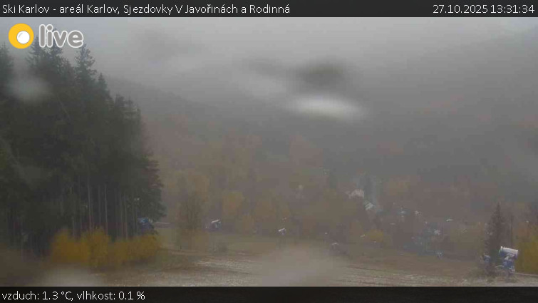 Ski Karlov - areál Karlov - Sjezdovky V Javořinách a Rodinná - 27.10.2025 v 13:31 Ski Karlov - areál Karlov - Sjezdovky V Javořinách a Rodinná - 27.10.2025 v 13:31