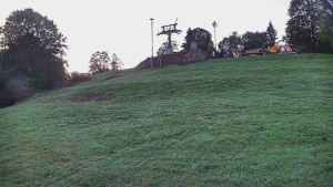 Skiareál Karolinka  - Otočná kamera na sjezdovce - 29.9.2025 v 06:35