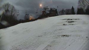 Skiareál Karolinka  - Otočná kamera na sjezdovce - 5.12.2025 v 07:55