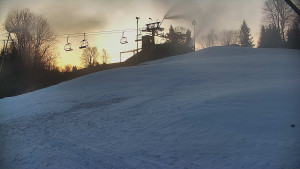 Skiareál Karolinka  - Otočná kamera na sjezdovce - 25.12.2025 v 08:05