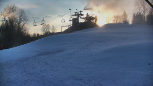 Skiareál Karolinka  - Otočná kamera na sjezdovce - 25.12.2025 v 08:55