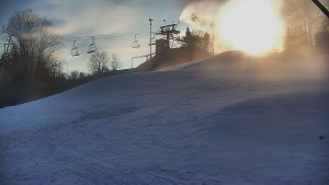 Skiareál Karolinka  - Otočná kamera na sjezdovce - 25.12.2025 v 09:25