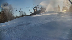 Skiareál Karolinka  - Otočná kamera na sjezdovce - 25.12.2025 v 12:02