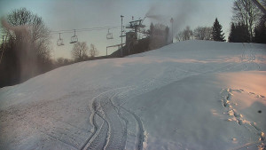 Skiareál Karolinka  - Otočná kamera na sjezdovce - 25.12.2025 v 15:25