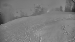 Skiareál Karolinka  - Otočná kamera na sjezdovce - 25.12.2025 v 16:32