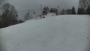 Skiareál Karolinka - Otočná kamera na sjezdovce - 22.2.2026 v 10:10 Skiareál Karolinka - Otočná kamera na sjezdovce - 22.2.2026 v 10:10