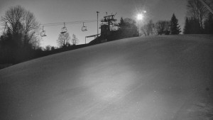 Skiareál Karolinka  - Otočná kamera na sjezdovce - 13.3.2026 v 05:15