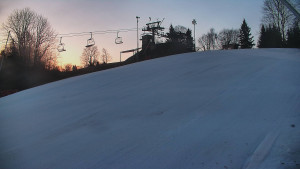Skiareál Karolinka  - Otočná kamera na sjezdovce - 13.3.2026 v 05:40