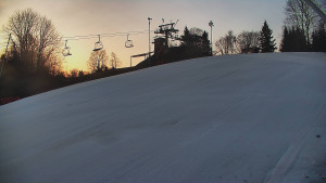 Skiareál Karolinka  - Otočná kamera na sjezdovce - 13.3.2026 v 05:50