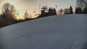 Skiareál Karolinka  - Otočná kamera na sjezdovce - 13.3.2026 v 05:55