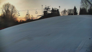 Skiareál Karolinka  - Otočná kamera na sjezdovce - 13.3.2026 v 06:25