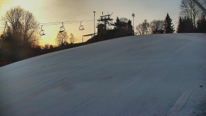Skiareál Karolinka  - Otočná kamera na sjezdovce - 13.3.2026 v 06:32