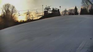 Skiareál Karolinka  - Otočná kamera na sjezdovce - 13.3.2026 v 06:40