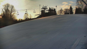 Skiareál Karolinka  - Otočná kamera na sjezdovce - 13.3.2026 v 06:50