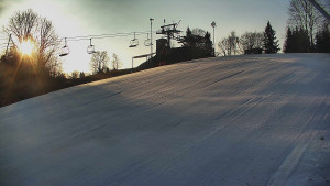 Skiareál Karolinka  - Otočná kamera na sjezdovce - 13.3.2026 v 07:10