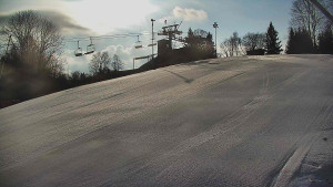 Skiareál Karolinka  - Otočná kamera na sjezdovce - 13.3.2026 v 08:35