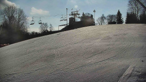 Skiareál Karolinka  - Otočná kamera na sjezdovce - 13.3.2026 v 09:15