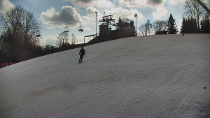 Skiareál Karolinka  - Otočná kamera na sjezdovce - 13.3.2026 v 09:45