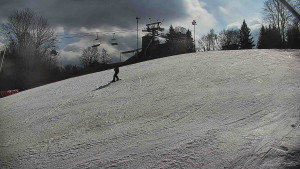 Skiareál Karolinka  - Otočná kamera na sjezdovce - 13.3.2026 v 10:35