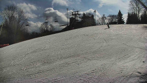 Skiareál Karolinka  - Otočná kamera na sjezdovce - 13.3.2026 v 10:55