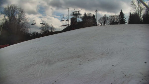 Skiareál Karolinka  - Otočná kamera na sjezdovce - 13.3.2026 v 11:25