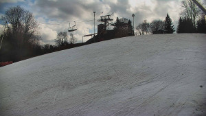 Skiareál Karolinka  - Otočná kamera na sjezdovce - 13.3.2026 v 11:35